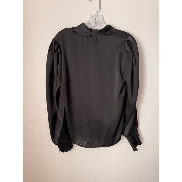 NWT Band of Gypsies Black Satin Balloon Sleeves Wrap Top Size Medium - Picture 3 of 7